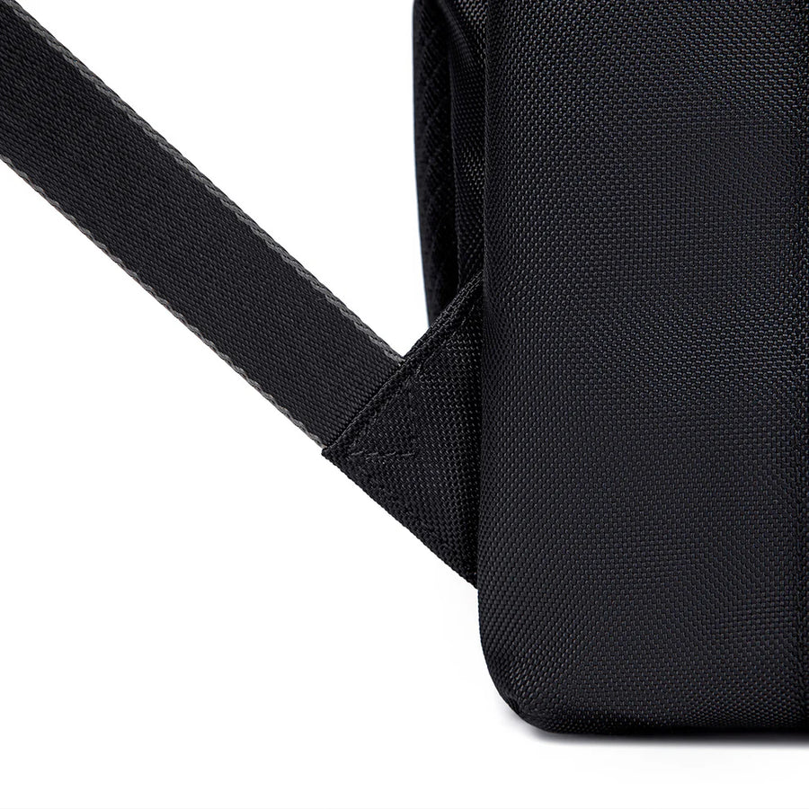 Arctic Hunter B00478