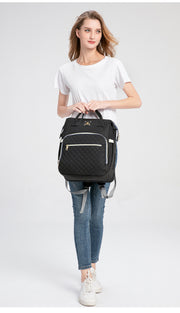 136 شنطة سرير بيبى حفاضات اطفال مقاومة للماء مناسب لحمل كل اغراض البيبى ذات تصميم جذاب ذات جوده عالية بمخرج يو اس بى - بينك/جراى