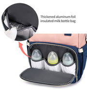 136 شنطة سرير بيبى حفاضات اطفال مقاومة للماء مناسب لحمل كل اغراض البيبى ذات تصميم جذاب ذات جوده عالية بمخرج يو اس بى - بينك/جراى