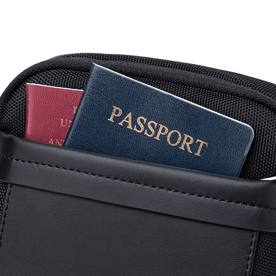 Arctic Hunter K00688