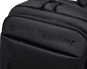 Arctic Hunter B00534
