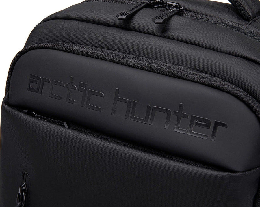 Arctic Hunter B00534