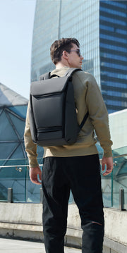 Arctic Hunter B00559