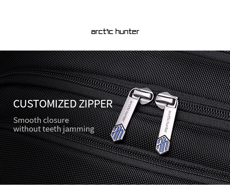 Arctic hunter  LG00656-1
