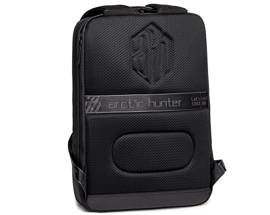 Arctic Hunter B00529