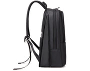 Arctic Hunter B00529