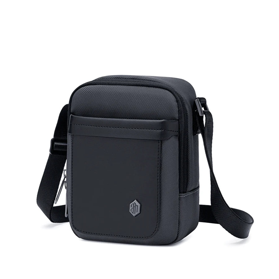 Arctic Hunter K00688