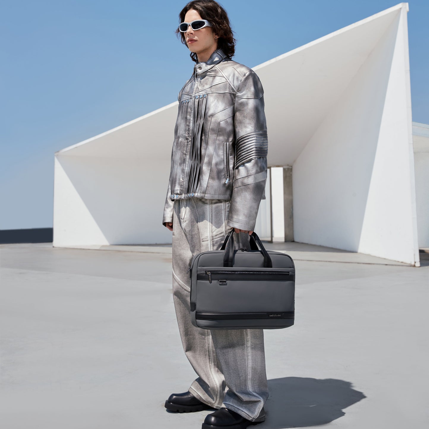 GWB00888 Grey لشنطة لاب توب كتف يد 15.6-انش ذات وزن خفيف متعددة الوظائف مقاومة للماء ذات جودة عالية من اركتك هنتر,