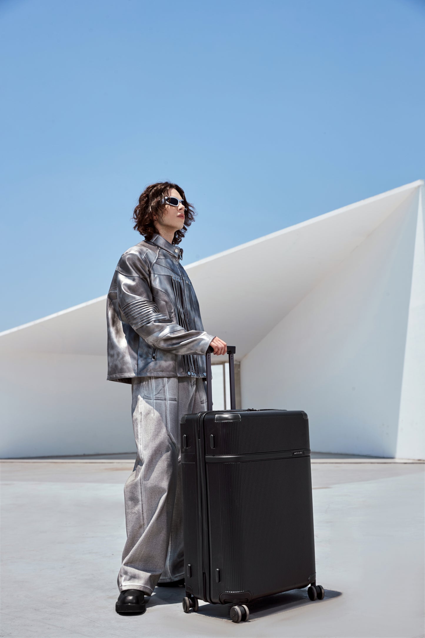 LGX001 Black شنطة سفر بعجلات،