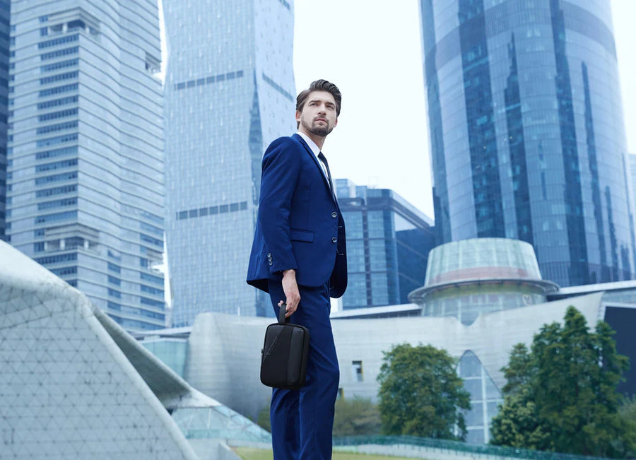 Arctic Hunter K00691