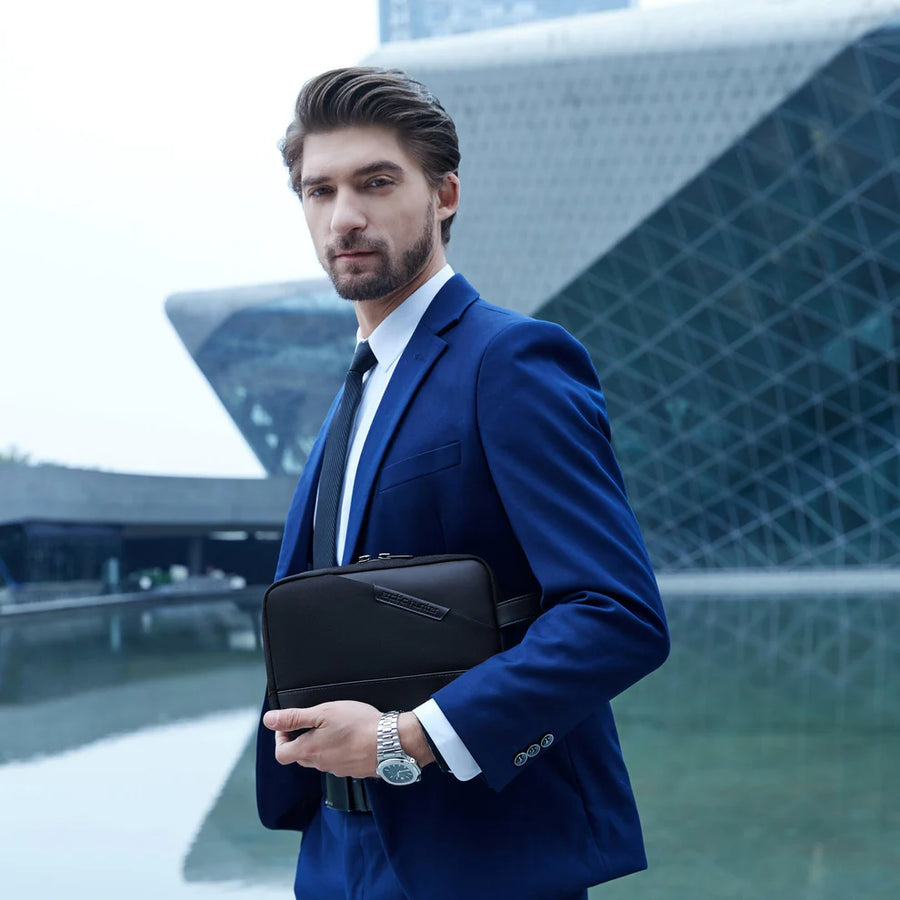 Arctic Hunter K00691