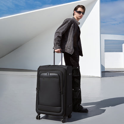 LGX004 شنطه سفر بعجلات