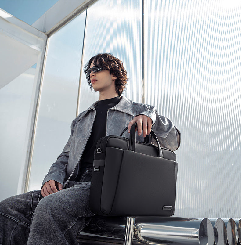 Arctic Hunter GWB00848