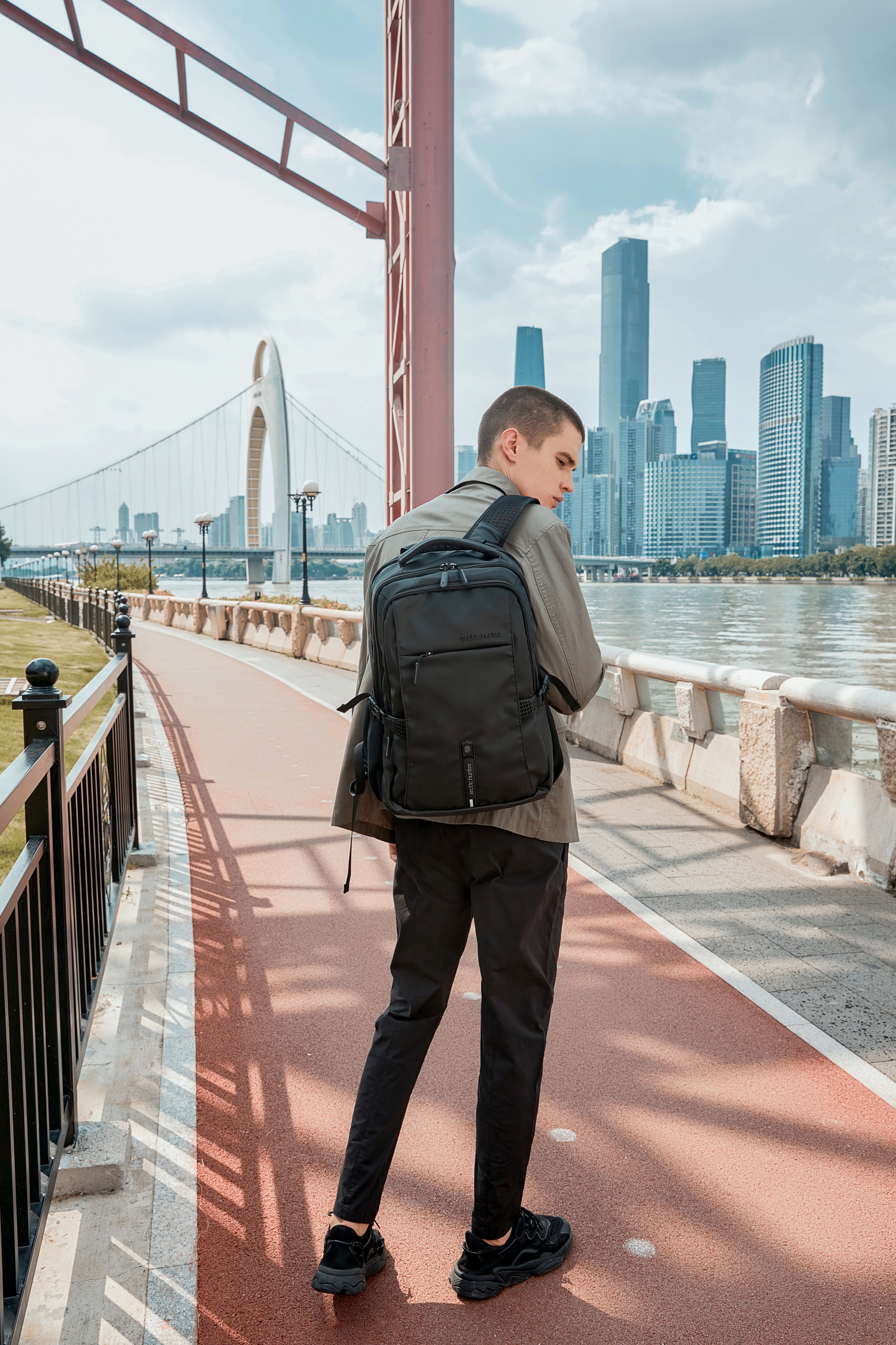 Laptop Bag 15.6-Inch Multifunctional Black B00388