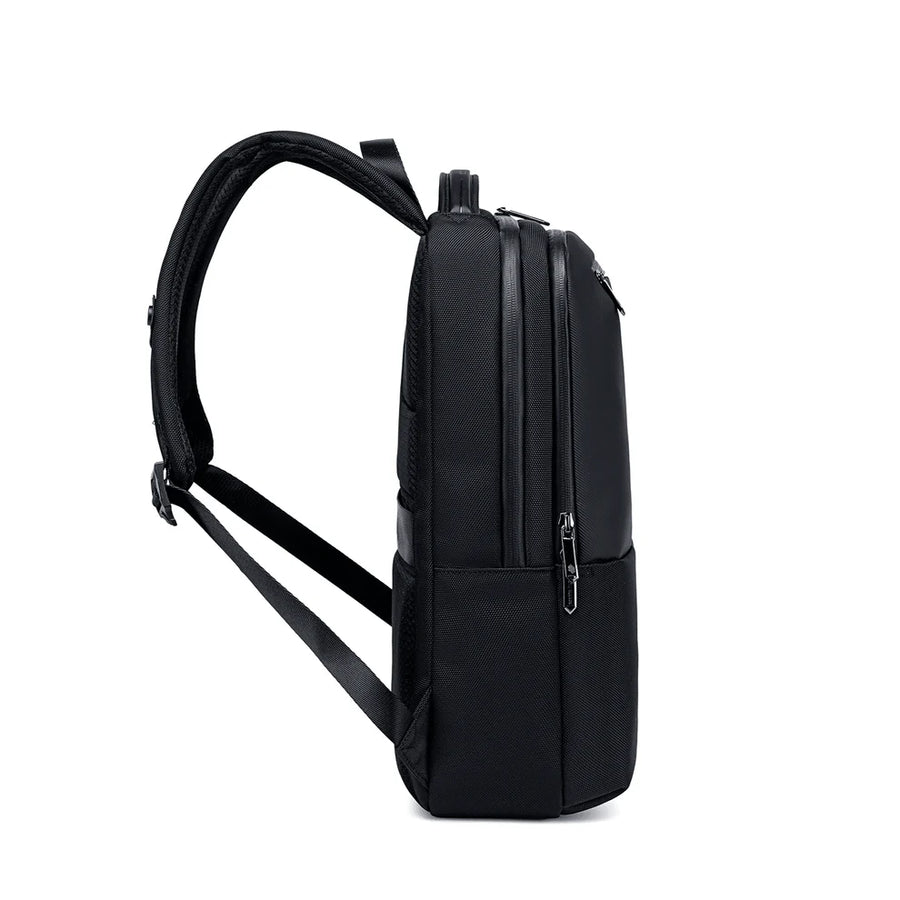 Arctic Hunter B00681